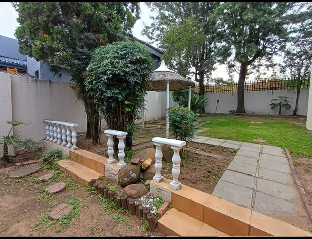 3 BEDROOM PROPERTY TO RENT IN DOWERGLEN EXT 5